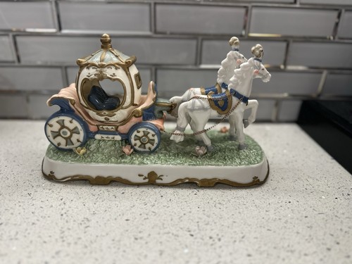 Horse drawn carriage with