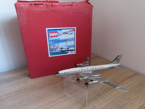 200 scale western models - 1:200,