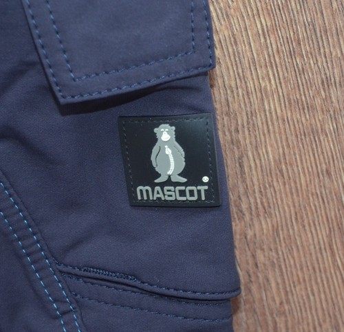 Mascot our way - our,