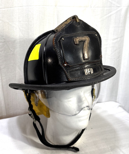 Cairns model 1044 - model,