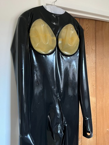 Rubber eva feminisation black - rubber,