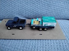 Britains Land Rover Trailer Haybales And Hurdles