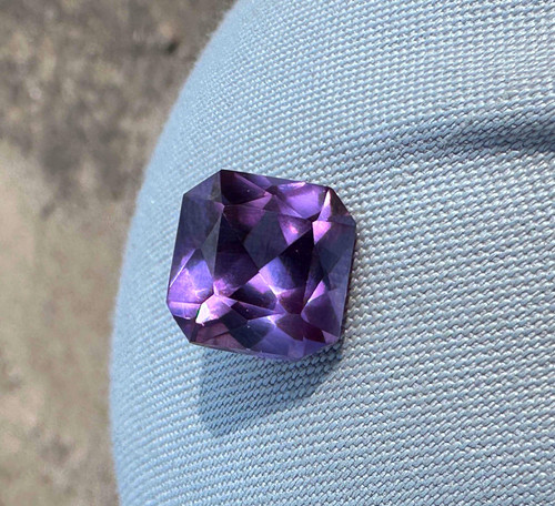 65ct certified natural - 10.65ct+,
