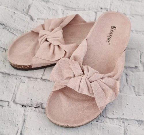 Ladies pink summer sandals