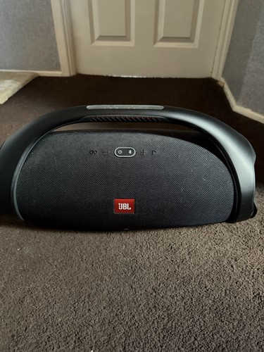 Jbl boombox - jbl,