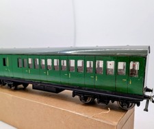 Hornby Dublo OO 3-rail coach