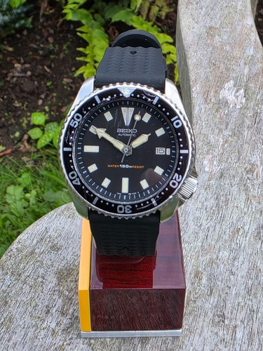 Seiko 7002 diver black - diver, dial