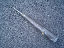 VINTAGE KAYES RAILWAYMANS OIL CAN 14 3/4” INCHES IN LENGTH RAILWAYANA