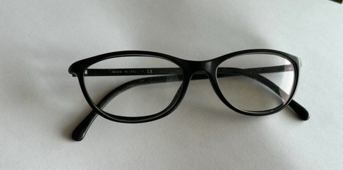 Rare discontinued chanel - discontinued,