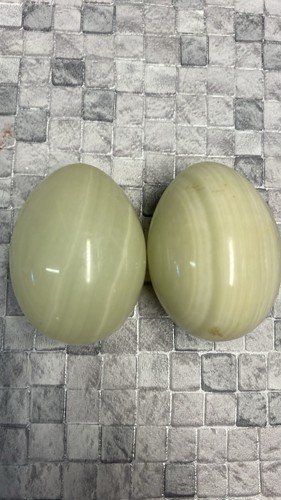 Vintage set onyx eggs - of,