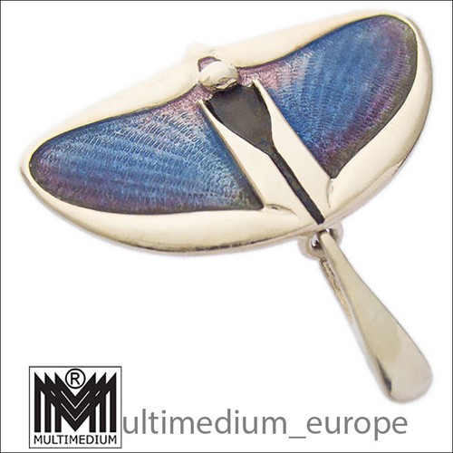 Pat cheney silver brooch - pat,