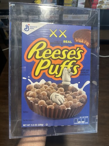 Kaws reeses puffs - kaws,