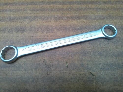 Elora metric flat ring - 1,