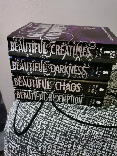 Beautiful creatures book set - beautiful,