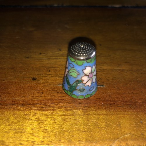 Cloisonné thimble features - cloisonné,