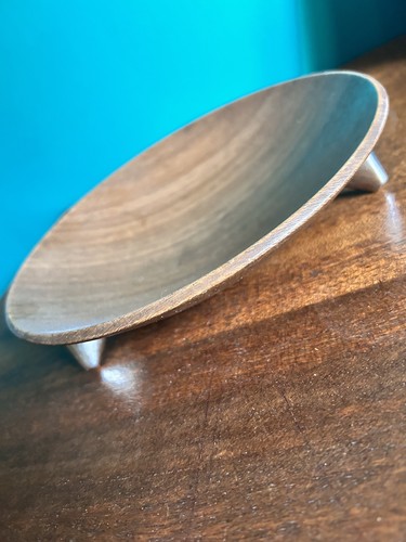 Ianthe round faux - , wood