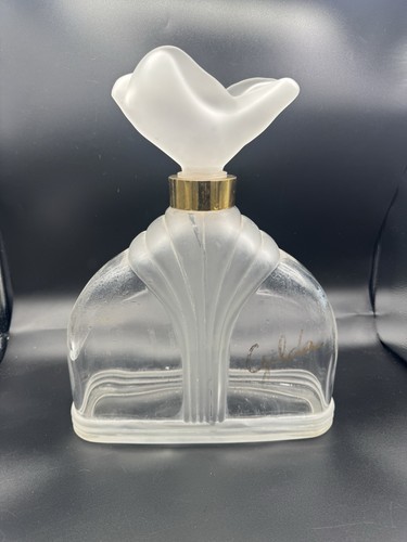 Gilda shop display perfume - shop,