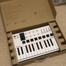 Arturia MiniLab 3 universal