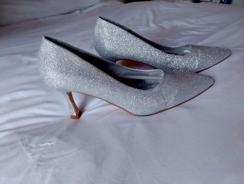 Ladies silver glitter shoes - silver,