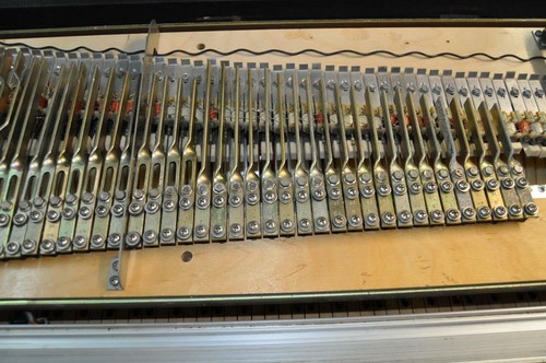 Fender rhodes tone - tone, bar