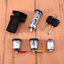 UK Complete 4 Lock Set + 2