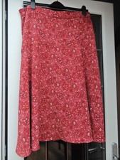 LADIES" DAMART" BURGUNDY FLORAL  SKIRT  SIZE 22 BNWOT
