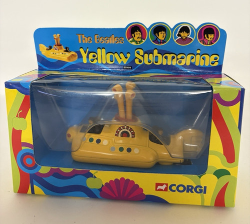 Corgi the beatles yellow - 1:43,