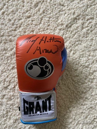 Ricky hatton signed boxing - ricky,