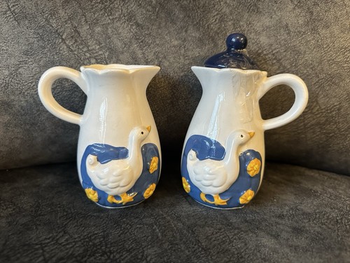Small goose jugs - 2,
