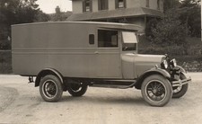 early B/W RP POSTCARD - Vintage Delivery Lorry, Plymouth area, Devon