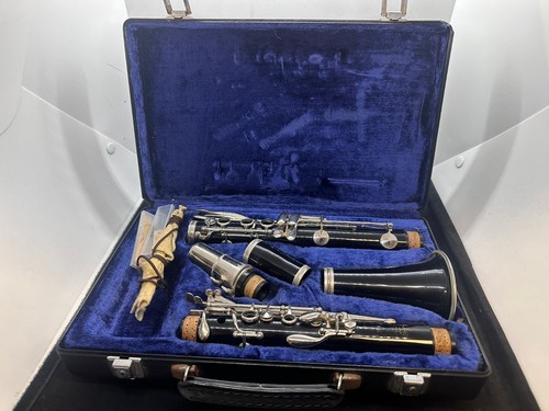 Buffet b12 clarinet hard - b12, in