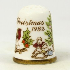 CAVERSWALL THIMBLE 'CHRISTMAS