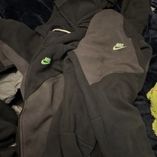 New Season Nike Tech Fleece