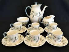 Wedgwood Penshurst Coffee Pot Milk + Sugar 6 Coffee Cups + Saucers  Exc. Cond.