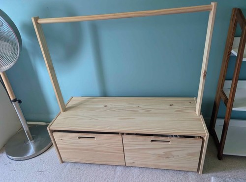Kids clothes rail and - , drawers