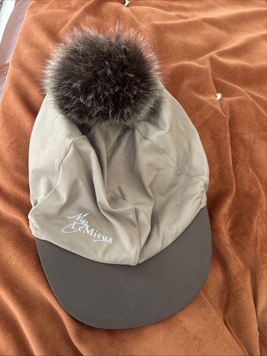 Mieux pale brown with - le,