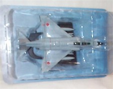 Military Combat Aircraft 1:100