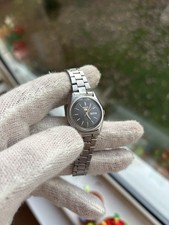 Seiko 5 Black Dial Day/Date Ladies Watch 4206 Working,  Scratched Cystal