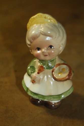 Vintage baking woman pie - woman,