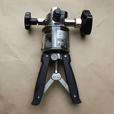 Beamex PGXH high-pressure Hand-operated pressure calibration pump Max 700 bar