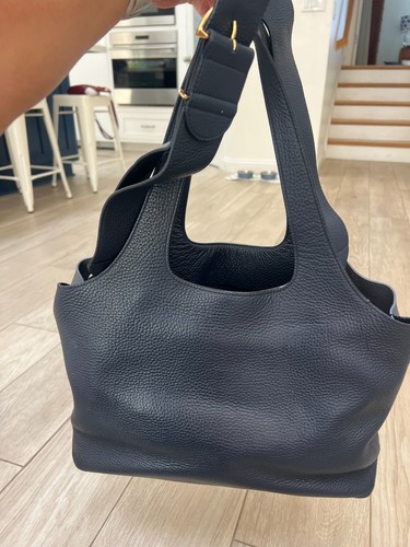 Cuyana system tote navy - cuyana, 16"