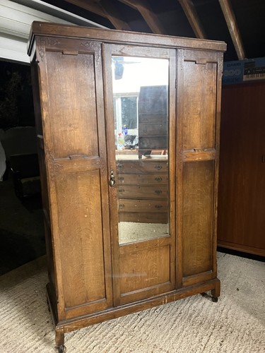 Vintage wardrobe vgc with - wardrobe,