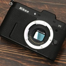 Nikon 1 V1 Digital Camera