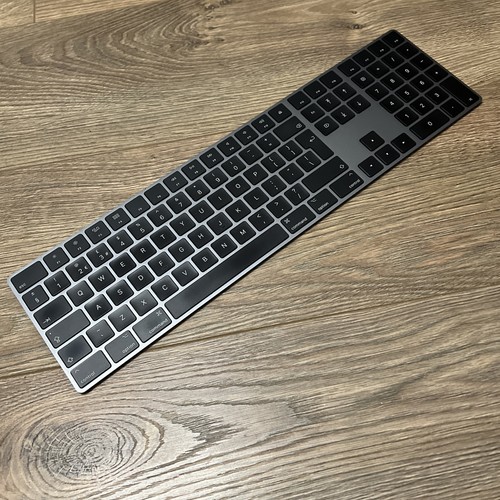 Apple magic keyboard - magic,