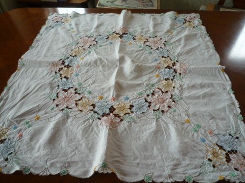 Vintage tablecloth hand - vintage,