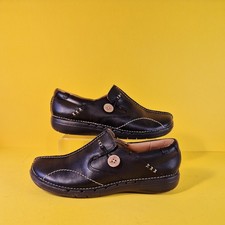 Clarks Women’s Black Leather