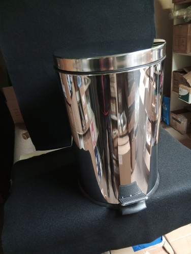 Litre silver pedal bin - 20,