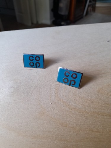 Metal badges - co, op