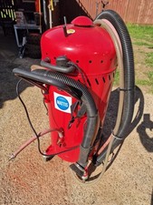 Sand Blast Suction Pot  with Built in Hoover Mattis SB28 Grit Blaster Container
