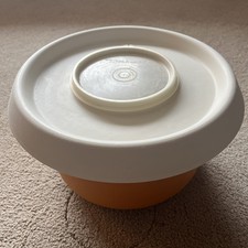 Tupperware Mixing Bowl Set